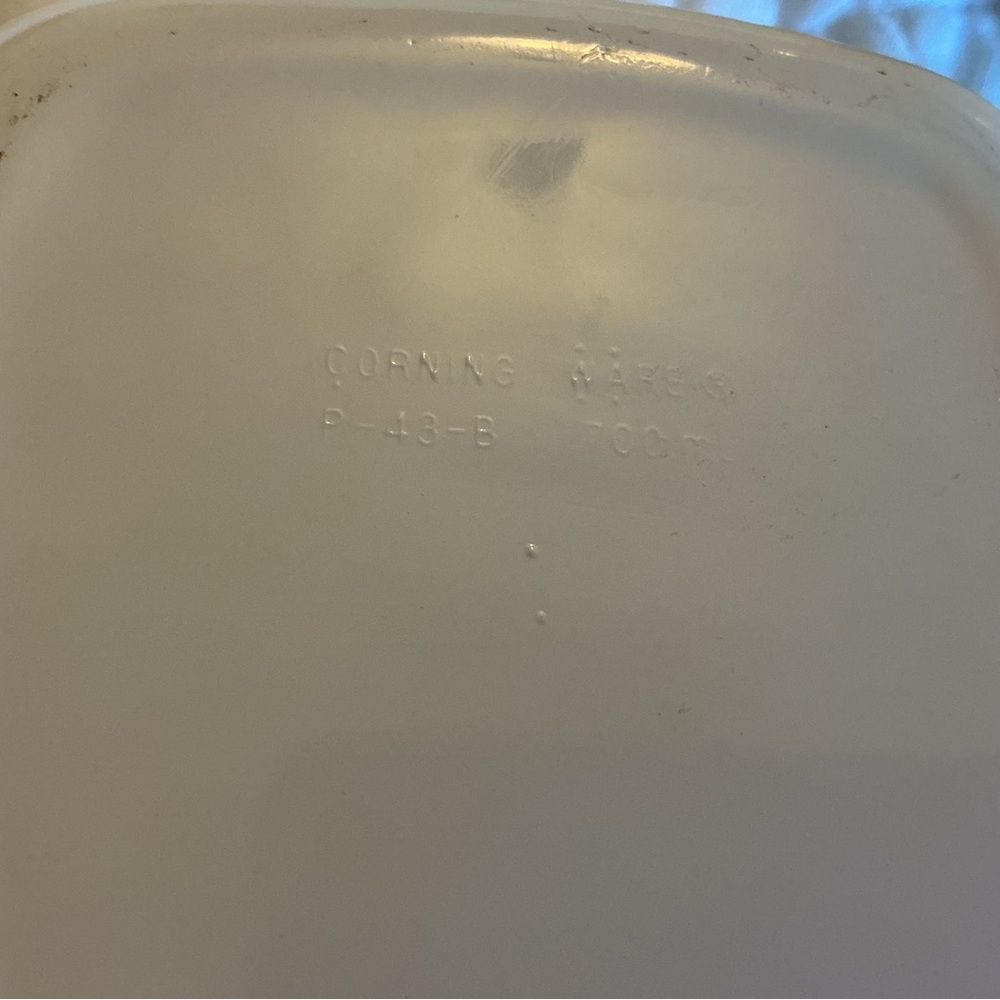 Three corningware dishes - Picture 2 of 2